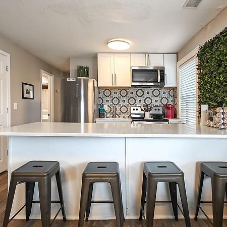 Heart Of Westport 1Br Villa Kansas City Ngoại thất bức ảnh